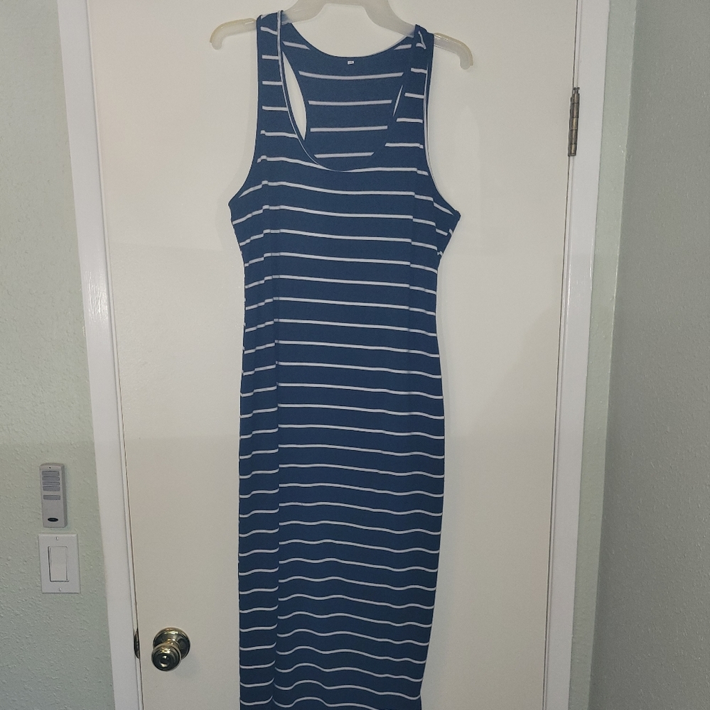 Maxi dress, navy and white